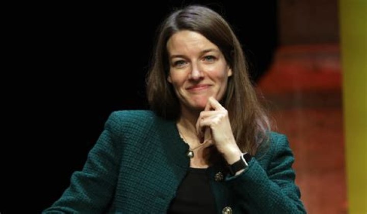 
Adrienne Brotons Age, Birthday, Wikipedia, Who, Nationality, Biography 