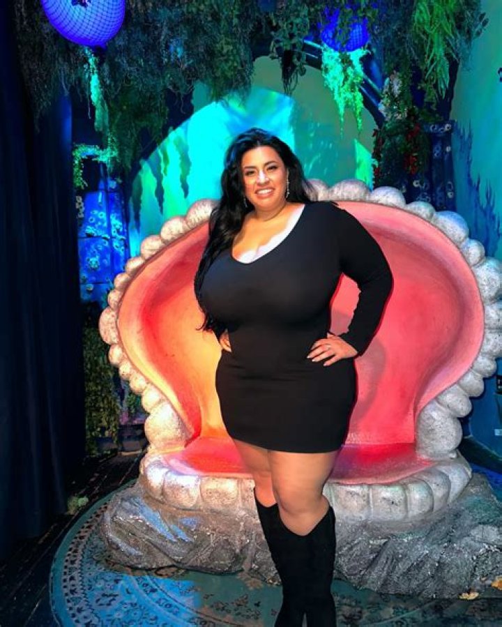 
Amay Derose Lingerie Height, Weight, Net Worth, Age, Birthday, Wikipedia, Who, Nationality, Biography 