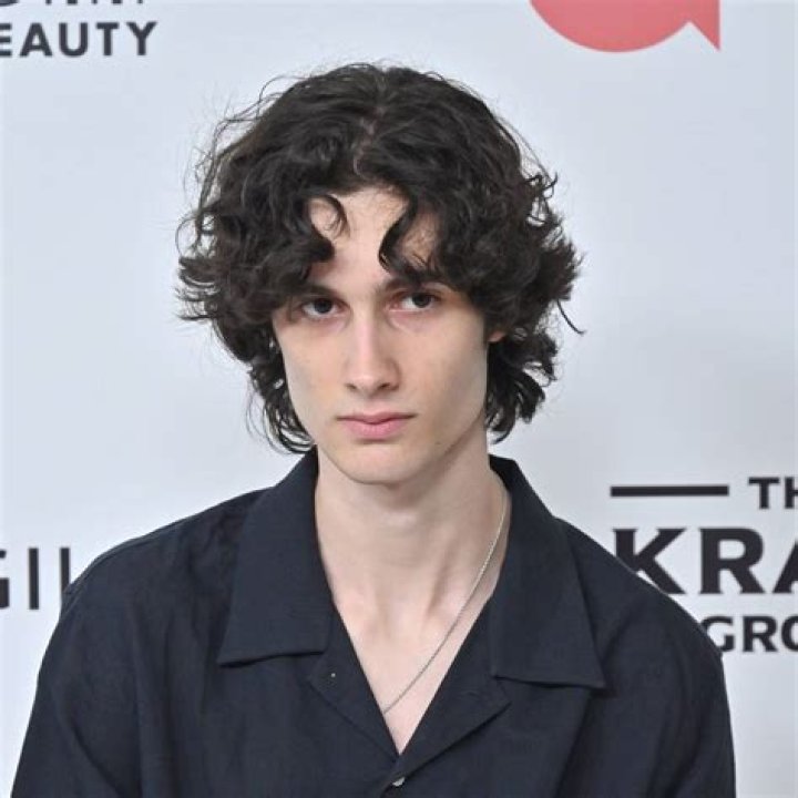 Barney Artist Height, Weight, Net Worth, Age, Birthday, Wikipedia, Who, Instagram, Biography