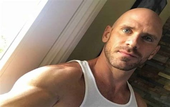 Cosmo Pyke Height, Weight, Net Worth, Age, Wiki, Who, Instagram, Biography