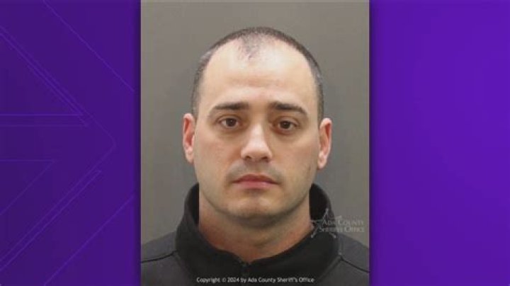 
Dan Lesin From New York Arrested For Fraud, 24-year-old Car Collector Net Worth 2022 