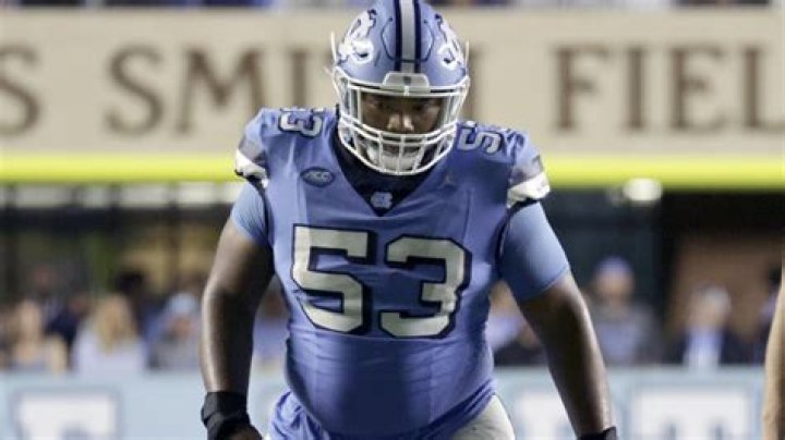 
Devante Lampkin Height, Weight, Net Worth, Age, Birthday, Wikipedia, Who, Nationality, Biography 