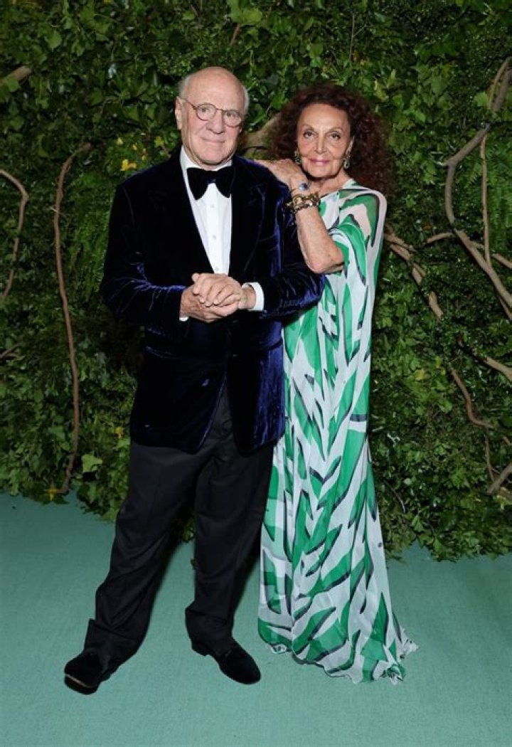 
Diane Von Furstenberg Shares Swimsuit ‘Selfie At 75,’ Says She’s ‘Trying To Own It’ 