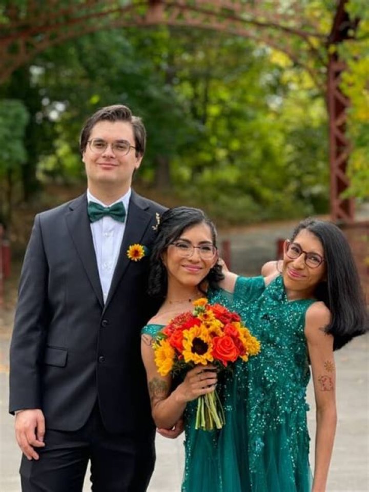 
Dragon Lee And Wife Lupita Orozco Share One Daughter 