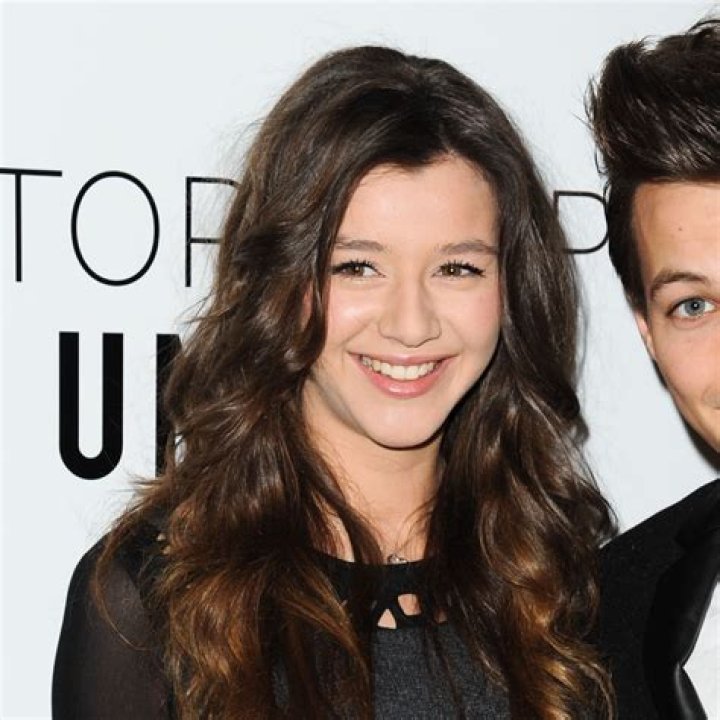 
Eleanor Calder Height, Age, Boyfriend, Biography, Wiki, Net Worth 