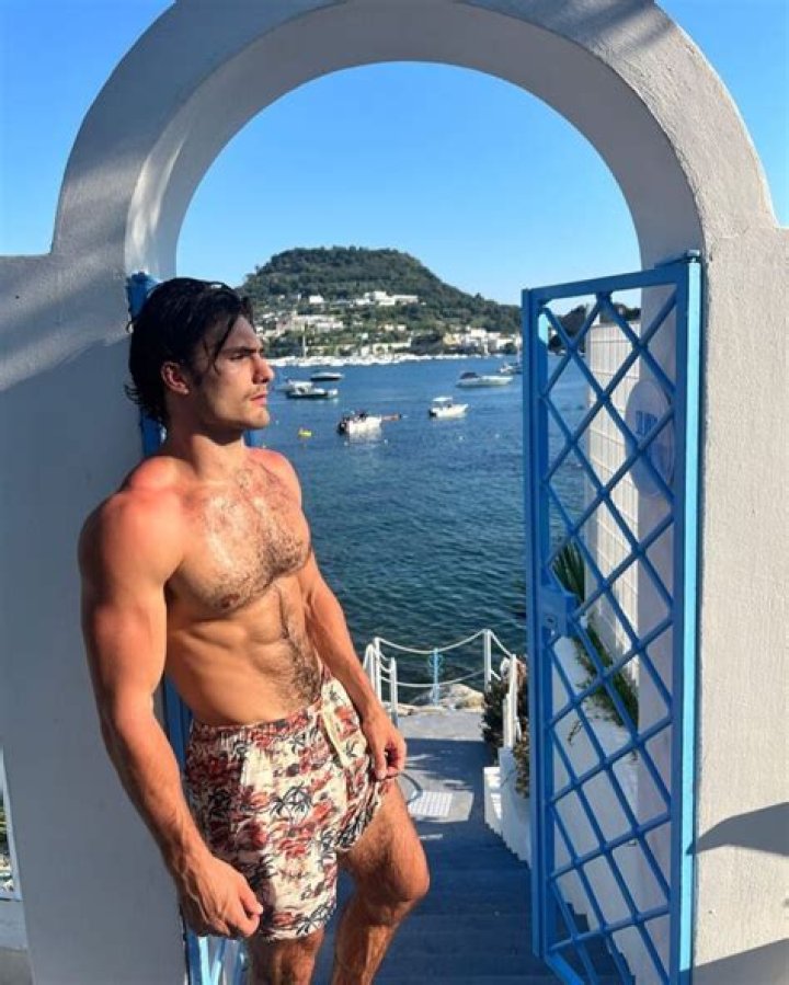 Ethan Estrada Height, Weight, Net Worth, Age, Wiki, Who, Instagram, Biography