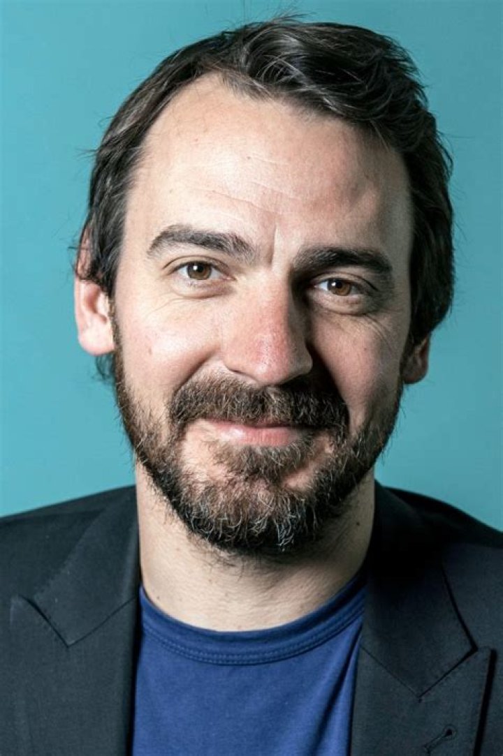 Ewen Leslie Height, Weight, Net Worth, Age, Birthday, Wikipedia, Who, Nationality, Biography