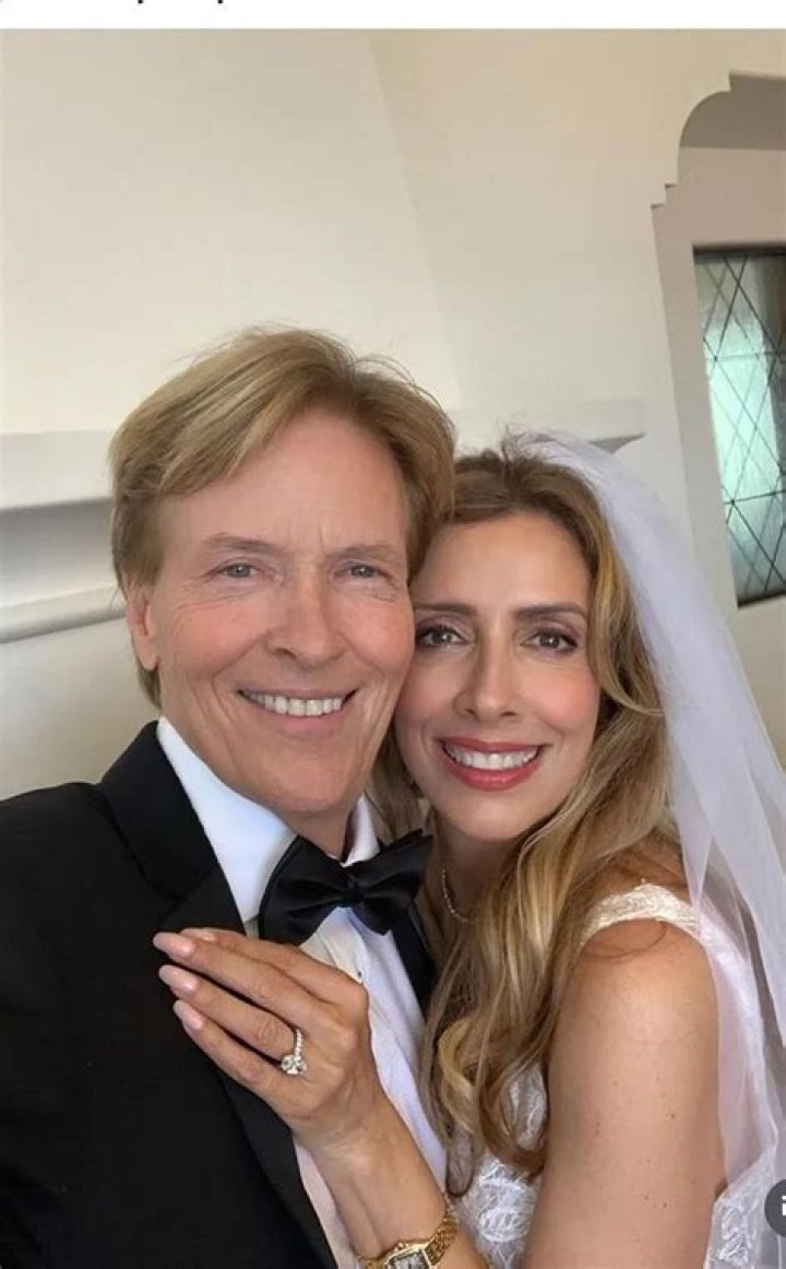 Fred Lewis has been Married to Wife: Khara Lewis since 2006