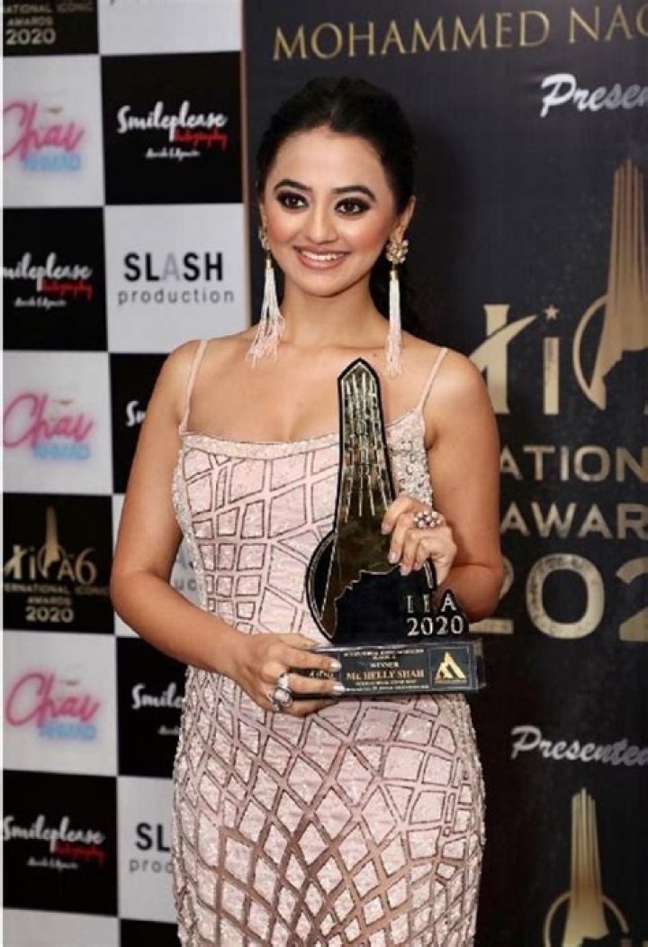 
Helly Shah Height, Weight, Net Worth, Age, Birthday, Wikipedia, Who, Nationality, Biography 