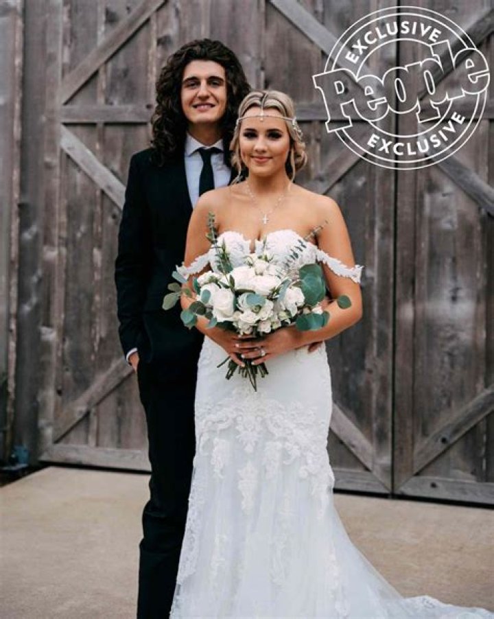 Is Gabby Barrett Still Married To Husband Cade Foehner? Their Age Gap And Net Worth