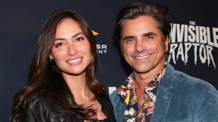 
John Stamos Wife Who is John Stamos Wife? 