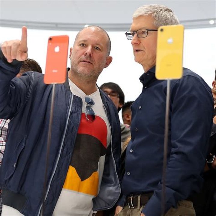 Jony Ive Height, Weight, Net Worth, Age, Birthday, Wikipedia, Who, Instagram, Biography