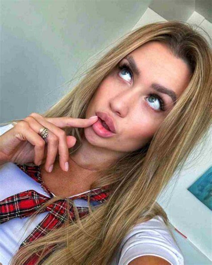 
Kayli Boyle Height, Weight, Net Worth, Age, Birthday, Wikipedia, Who, Nationality, Biography 