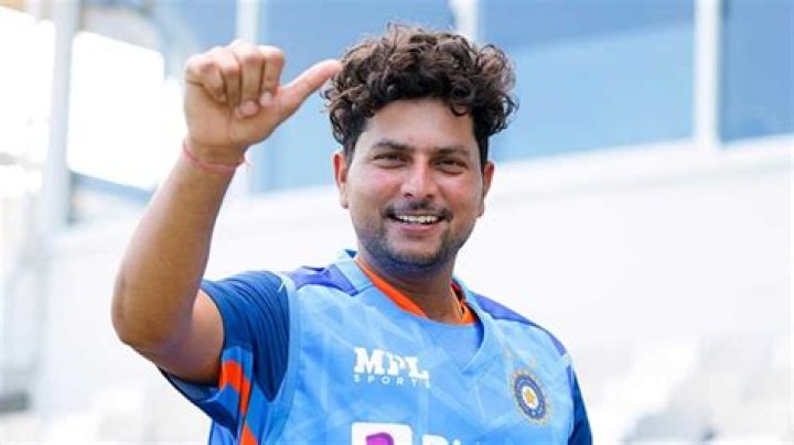 
Kuldeep Sen Height, Weight, Net Worth, Age, Birthday, Wikipedia, Who, Nationality, Biography 