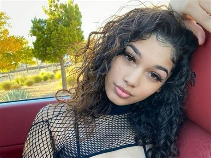 Lexi2legit Height, Weight, Net Worth, Age, Birthday, Wikipedia, Who, Nationality, Biography