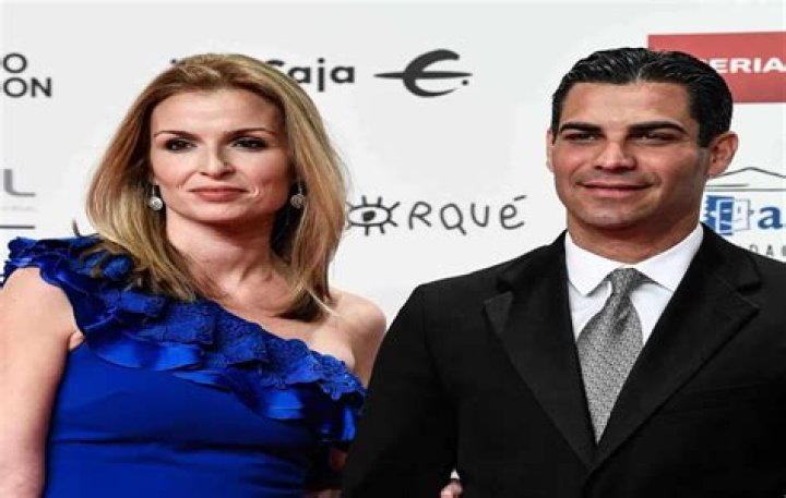 Luis Suárez Height, Weight, Net Worth, Age, Birthday, Wikipedia, Who, Nationality, Biography