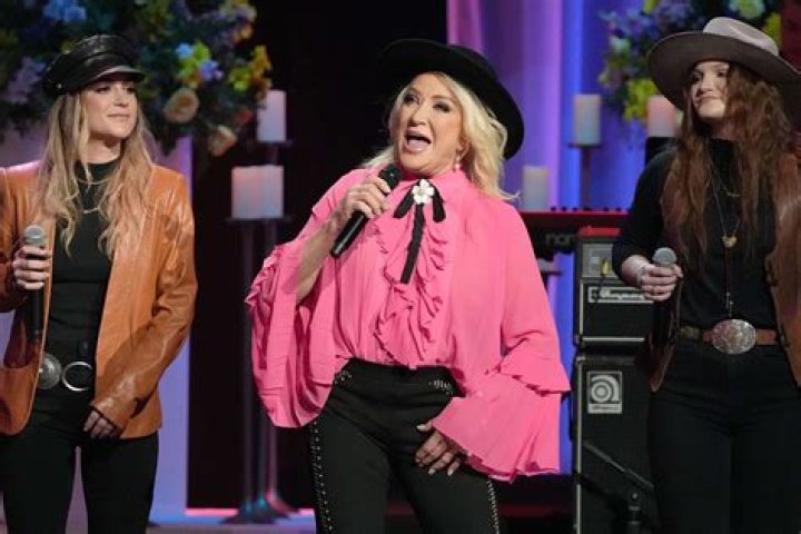 
Margo Price, Who Named Daughter After Loretta Lynn, Says Singer’s Death ‘Hurts on Another Level’ 