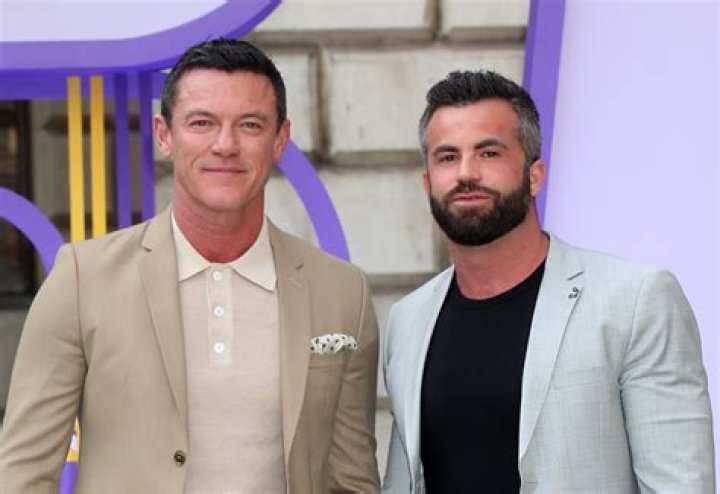 Meet Graphic Designer Fran Thomas, The New Boyfriend Of Luke Evans