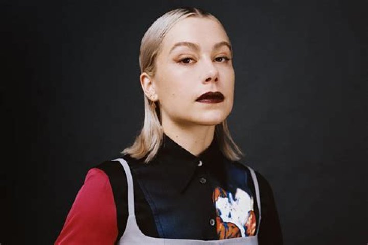 
Phoebe Bridgers Recalls Her ‘Super Safe’ Abortion Last Year: ‘Everyone Deserves That Kind of Access’ 