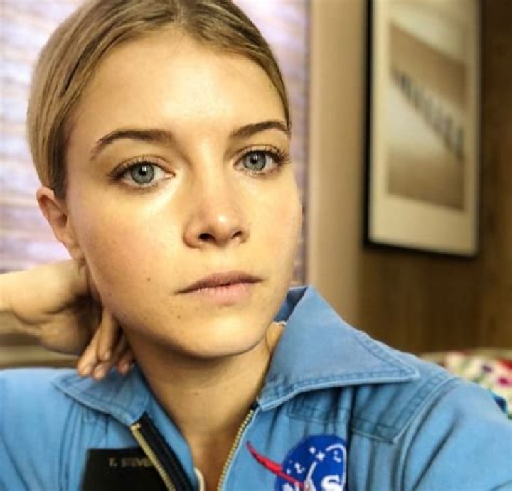 Sarah Jones Height, Weight, Net Worth, Age, Birthday, Wikipedia, Who, Nationality, Biography