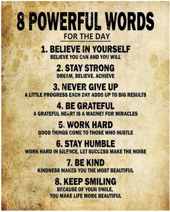 
“We Like Your Handwriting Abeg”- Reactions As Portable Pens Powerful Self – Motivational Quote; Says He Will Succeed Alone On God 
