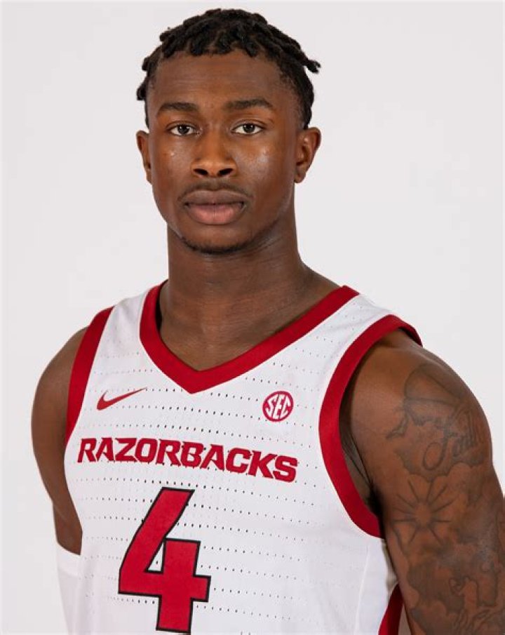 
Who Are Davonte Davis Parents? Net Worth Details On The Basketball Player 