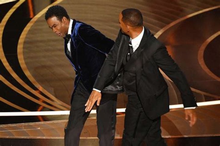 
Will Smith gets permanently banned from ‘SNL’ after slapping Chris Rock – Los Angeles News 